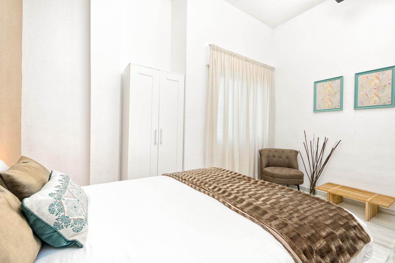 Iloftmalaga Carreteria - Rosaleda Appartement Buitenkant foto
