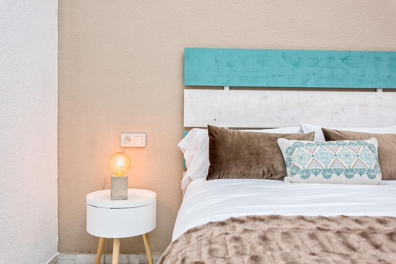 Iloftmalaga Carreteria - Rosaleda Appartement Buitenkant foto
