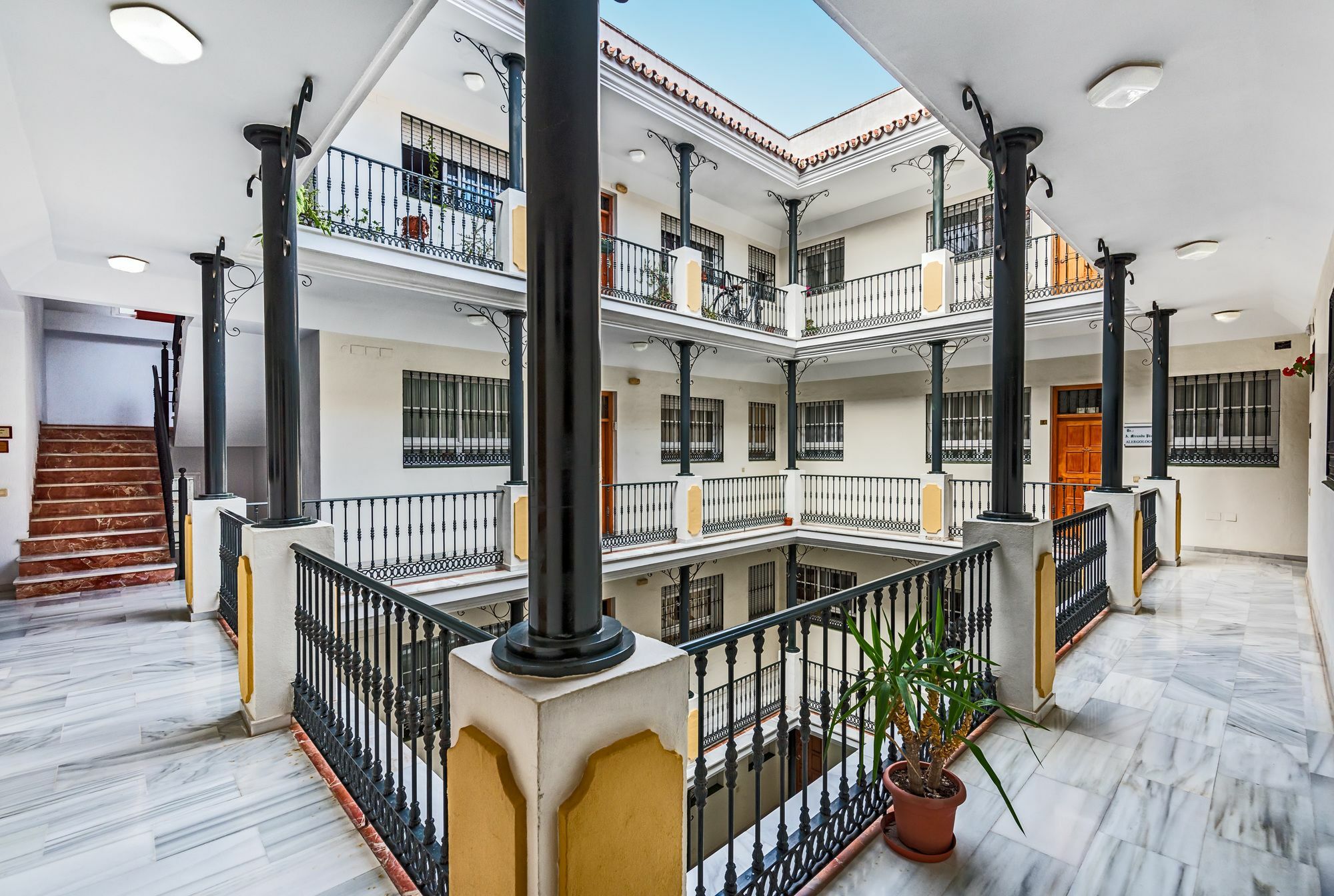 Iloftmalaga Carreteria - Rosaleda Appartement Buitenkant foto